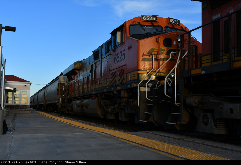 BNSF 6525